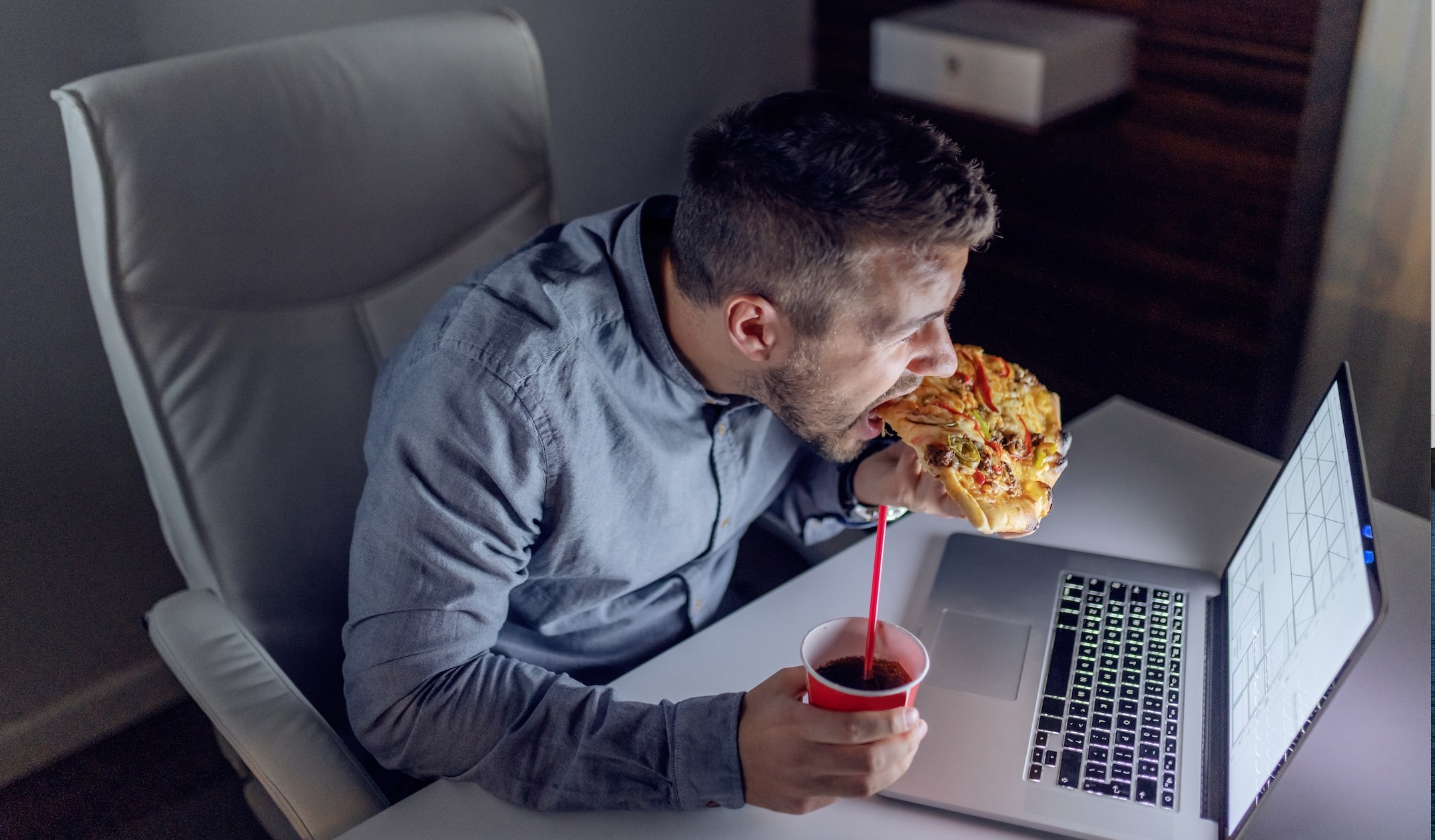 comer emocional, comer consciente, mindful eating, comer por estresse, comer por ansiedade