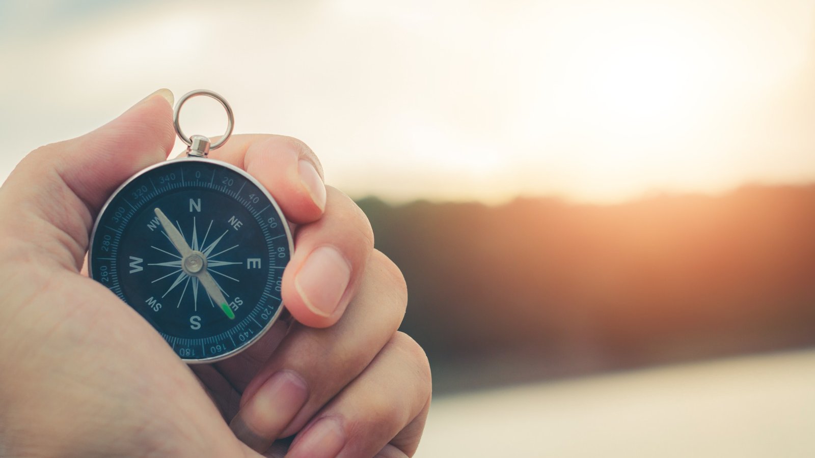 depressao-resistente-ao-tratamento-guia-completo-tms-esketamina-neuromodulacao